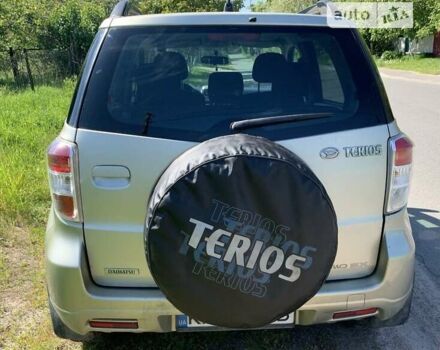 Бежевий Дайхатсу Terios, об'ємом двигуна 1.5 л та пробігом 170 тис. км за 12000 $, фото 3 на Automoto.ua