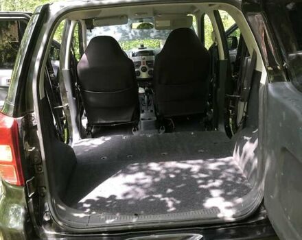 Черный Дайхатсу Териос, объемом двигателя 1.3 л и пробегом 160 тыс. км за 6950 $, фото 2 на Automoto.ua