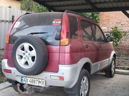 Дайхатсу Териос 1997 в Харькове на Automoto.ua Красный Дайхатсу Териос, объемом двигателя 1.3 л и пробегом 198 тыс. км за 3200 $, фото 1 на Automoto.ua