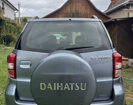 Дайхатсу Terios 2007 у Рахове на Automoto.ua Сірий Дайхатсу Terios, об'ємом двигуна 1.5 л та пробігом 121 тис. км за 7200 $, фото 4 на Automoto.ua
