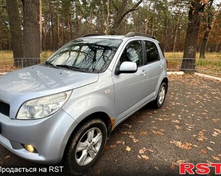 Серый Дайхатсу Териос, объемом двигателя 1.5 л и пробегом 140 тыс. км за 5999 $, фото 5 на Automoto.ua