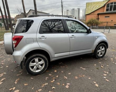 Серый Дайхатсу Териос, объемом двигателя 1.5 л и пробегом 140 тыс. км за 5999 $, фото 2 на Automoto.ua