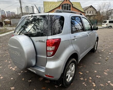 Серый Дайхатсу Териос, объемом двигателя 1.5 л и пробегом 140 тыс. км за 5999 $, фото 5 на Automoto.ua
