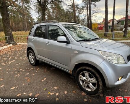 Серый Дайхатсу Териос, объемом двигателя 1.5 л и пробегом 140 тыс. км за 5999 $, фото 4 на Automoto.ua