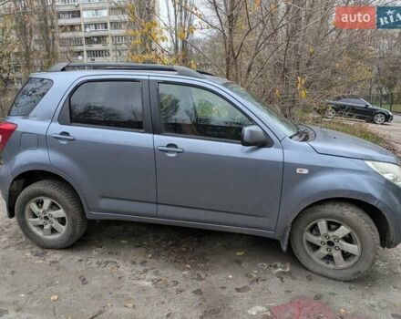 Серый Дайхатсу Териос, объемом двигателя 1.5 л и пробегом 236 тыс. км за 6200 $, фото 3 на Automoto.ua
