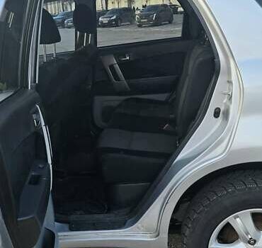 Сірий Дайхатсу Terios, об'ємом двигуна 1.5 л та пробігом 134 тис. км за 9800 $, фото 17 на Automoto.ua