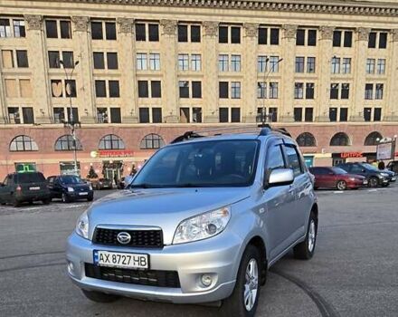 Сірий Дайхатсу Terios, об'ємом двигуна 1.5 л та пробігом 134 тис. км за 9800 $, фото 4 на Automoto.ua