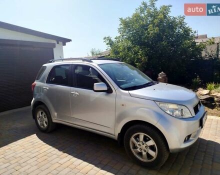 Сірий Дайхатсу Terios, об'ємом двигуна 1.5 л та пробігом 200 тис. км за 7500 $, фото 1 на Automoto.ua