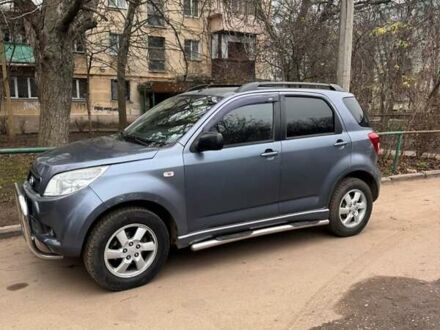 Серый Дайхатсу Териос, объемом двигателя 1.5 л и пробегом 196 тыс. км за 6200 $, фото 1 на Automoto.ua