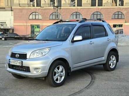 Серый Дайхатсу Териос, объемом двигателя 1.5 л и пробегом 134 тыс. км за 9800 $, фото 1 на Automoto.ua