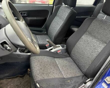 Синій Дайхатсу Terios, об'ємом двигуна 1.3 л та пробігом 290 тис. км за 3690 $, фото 13 на Automoto.ua