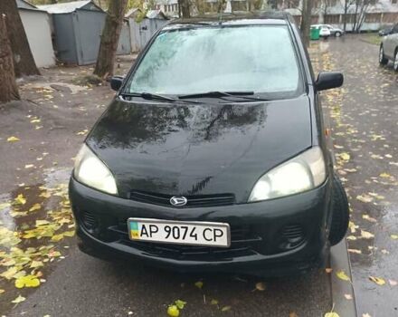 Чорний Дайхатсу YRV, об'ємом двигуна 1.3 л та пробігом 310 тис. км за 1700 $, фото 1 на Automoto.ua