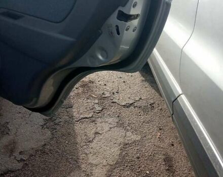 Сірий Дайхатсу Gran Move, об'ємом двигуна 1.59 л та пробігом 170 тис. км за 2300 $, фото 13 на Automoto.ua