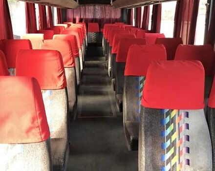 Червоний Денніс Джавелін, об'ємом двигуна 8.3 л та пробігом 400 тис. км за 7000 $, фото 1 на Automoto.ua