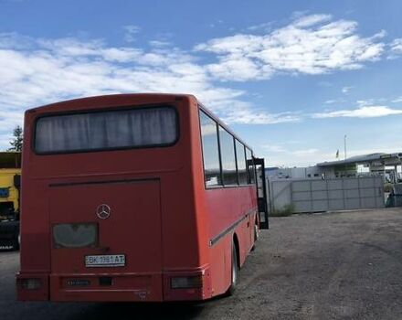 Червоний Денніс Джавелін, об'ємом двигуна 8.3 л та пробігом 400 тис. км за 7000 $, фото 5 на Automoto.ua
