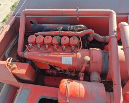 Дойц-Фахр M 2685 1982 в Владимир-Волынский на Automoto.ua Красный Дойц-Фахр M 2685, объемом двигателя 0 л и пробегом 40 тыс. км за 16000 $, фото 21 на Automoto.ua