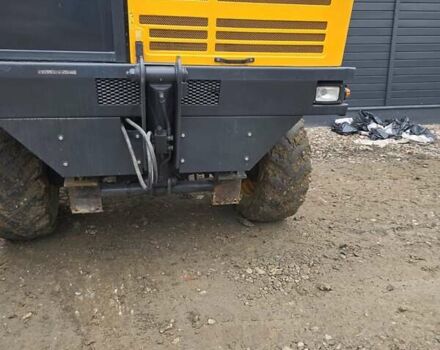 Желтый Диечи Ф, объемом двигателя 4.75 л и пробегом 20 тыс. км за 64170 $, фото 4 на Automoto.ua