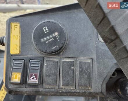 Желтый Диечи Ф, объемом двигателя 4.75 л и пробегом 20 тыс. км за 64170 $, фото 5 на Automoto.ua