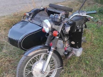 Дніпро (КМЗ) Днєпр-11 1989 у Черкасах на Automoto.ua Чорний Дніпро (КМЗ) Днєпр-11, об'ємом двигуна 0 л та пробігом 1 тис. км за 520 $, фото 1 на Automoto.ua