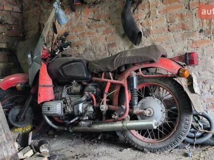 Дніпро (КМЗ) Днєпр-11 1991 у Мироновке на Automoto.ua Червоний Дніпро (КМЗ) Днєпр-11, об'ємом двигуна 0 л та пробігом 41 тис. км за 241 $, фото 1 на Automoto.ua