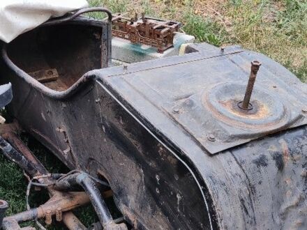 Днепр Другая 1979 в Люботине на Automoto.ua Днепр Другая, объемом двигателя 0.65 л и пробегом 0 тыс. км за 7800 $, фото 1 на Automoto.ua