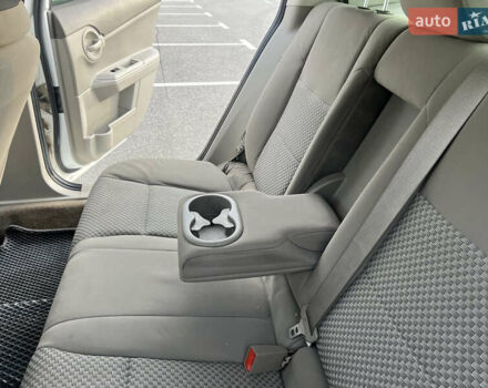 Белый Додж Авенджер, объемом двигателя 2 л и пробегом 328 тыс. км за 5800 $, фото 13 на Automoto.ua