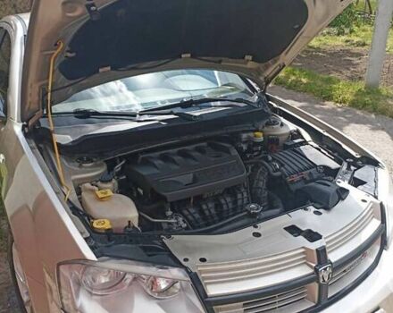 Бежевый Додж Авенджер, объемом двигателя 2 л и пробегом 280 тыс. км за 4990 $, фото 10 на Automoto.ua