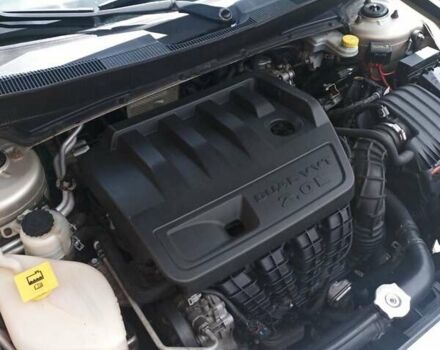 Бежевый Додж Авенджер, объемом двигателя 2 л и пробегом 280 тыс. км за 4990 $, фото 11 на Automoto.ua