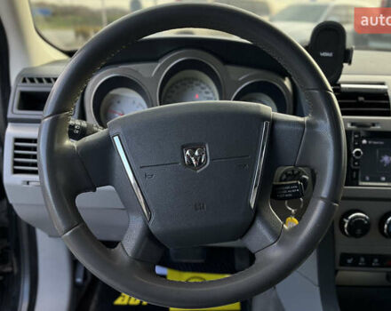 Черный Додж Авенджер, объемом двигателя 2.36 л и пробегом 266 тыс. км за 5300 $, фото 10 на Automoto.ua