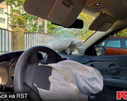 Черный Додж Авенджер, объемом двигателя 2 л и пробегом 152 тыс. км за 2750 $, фото 6 на Automoto.ua