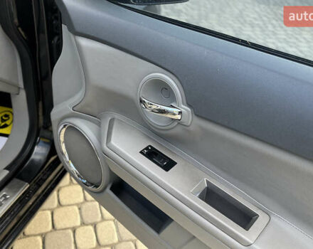 Черный Додж Авенджер, объемом двигателя 2.36 л и пробегом 266 тыс. км за 5300 $, фото 18 на Automoto.ua