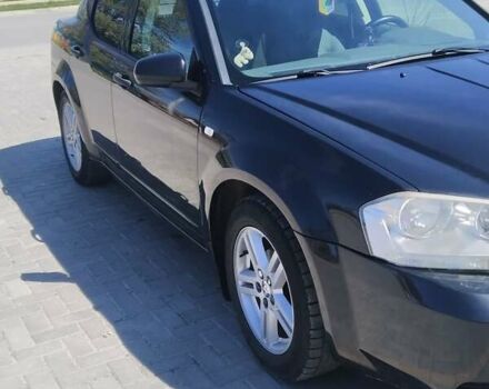 Чорний Додж Avenger, об'ємом двигуна 2 л та пробігом 260 тис. км за 5500 $, фото 8 на Automoto.ua