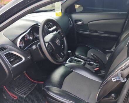 Чорний Додж Avenger, об'ємом двигуна 2.4 л та пробігом 130 тис. км за 5590 $, фото 5 на Automoto.ua