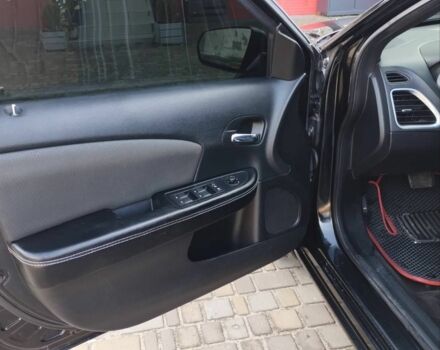 Чорний Додж Avenger, об'ємом двигуна 2.4 л та пробігом 130 тис. км за 5590 $, фото 2 на Automoto.ua