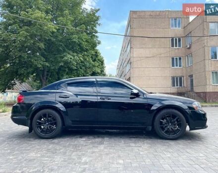 Черный Додж Авенджер, объемом двигателя 2.36 л и пробегом 200 тыс. км за 7700 $, фото 7 на Automoto.ua