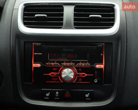 Чорний Додж Avenger, об'ємом двигуна 2.36 л та пробігом 287 тис. км за 7400 $, фото 18 на Automoto.ua