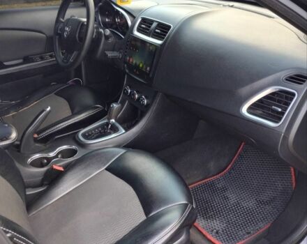 Чорний Додж Avenger, об'ємом двигуна 2.4 л та пробігом 130 тис. км за 5590 $, фото 1 на Automoto.ua