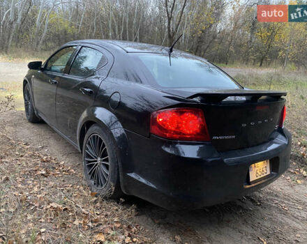 Черный Додж Авенджер, объемом двигателя 2.4 л и пробегом 134 тыс. км за 15000 $, фото 25 на Automoto.ua