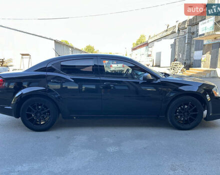 Додж Avenger 2013 у Житомирі на Automoto.ua Чорний Додж Avenger, об'ємом двигуна 2.4 л та пробігом 254 тис. км за 6300 $, фото 2 на Automoto.ua