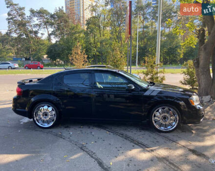 Чорний Додж Avenger, об'ємом двигуна 3.61 л та пробігом 170 тис. км за 9000 $, фото 14 на Automoto.ua