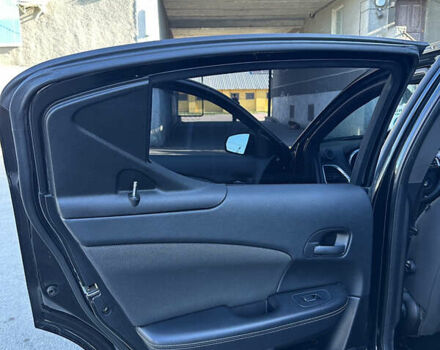 Додж Avenger 2013 у Житомирі на Automoto.ua Чорний Додж Avenger, об'ємом двигуна 2.4 л та пробігом 254 тис. км за 6300 $, фото 10 на Automoto.ua