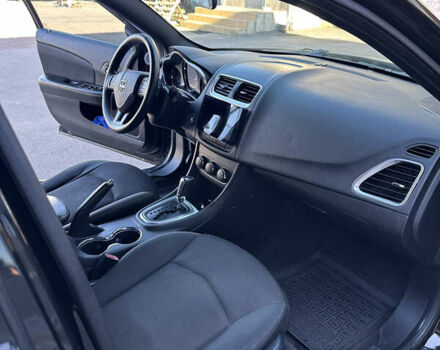 Додж Avenger 2013 у Житомирі на Automoto.ua Чорний Додж Avenger, об'ємом двигуна 2.4 л та пробігом 254 тис. км за 6300 $, фото 15 на Automoto.ua