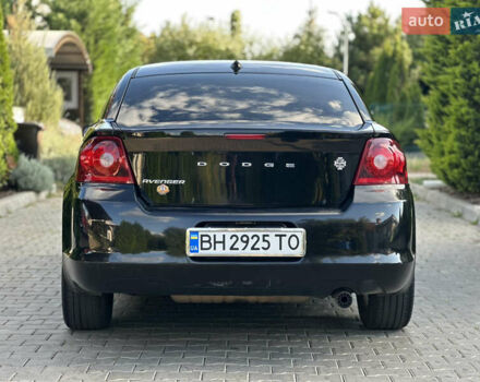 Черный Додж Авенджер, объемом двигателя 2.36 л и пробегом 177 тыс. км за 7200 $, фото 9 на Automoto.ua