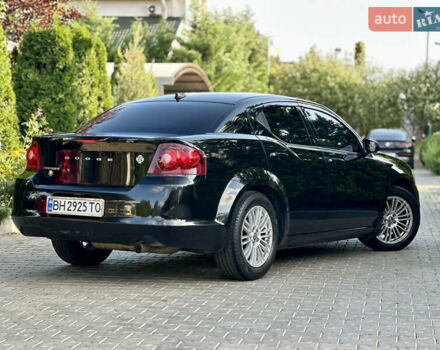 Черный Додж Авенджер, объемом двигателя 2.36 л и пробегом 177 тыс. км за 7200 $, фото 8 на Automoto.ua