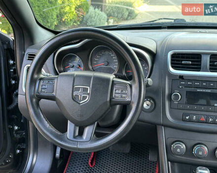 Черный Додж Авенджер, объемом двигателя 2.36 л и пробегом 177 тыс. км за 7200 $, фото 24 на Automoto.ua