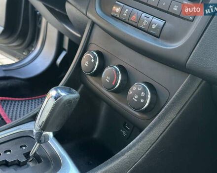 Черный Додж Авенджер, объемом двигателя 2.36 л и пробегом 177 тыс. км за 7200 $, фото 43 на Automoto.ua