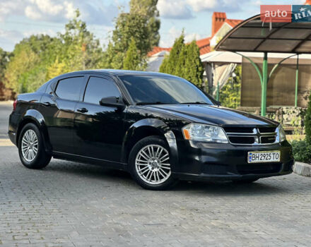 Черный Додж Авенджер, объемом двигателя 2.36 л и пробегом 177 тыс. км за 7200 $, фото 6 на Automoto.ua