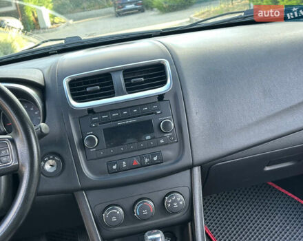 Черный Додж Авенджер, объемом двигателя 2.36 л и пробегом 177 тыс. км за 7200 $, фото 25 на Automoto.ua