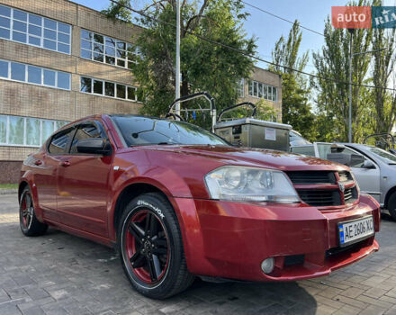 Красный Додж Авенджер, объемом двигателя 2 л и пробегом 290 тыс. км за 5000 $, фото 5 на Automoto.ua