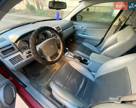 Красный Додж Авенджер, объемом двигателя 2.4 л и пробегом 304 тыс. км за 3950 $, фото 10 на Automoto.ua